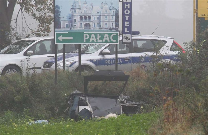 Karambol na drodze. Zderzyły się 4 auta i rowerzysta