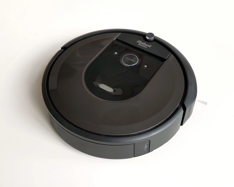 iRobot Roomba i7