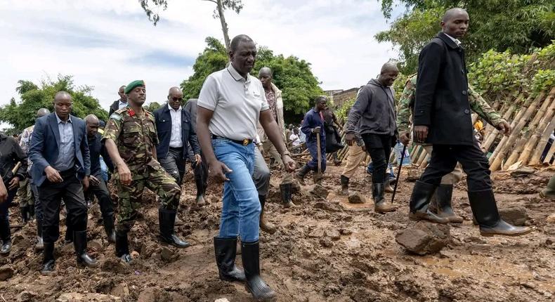 Ruto announces cash relief  for 40,000 households displaced by floods in Nairobi