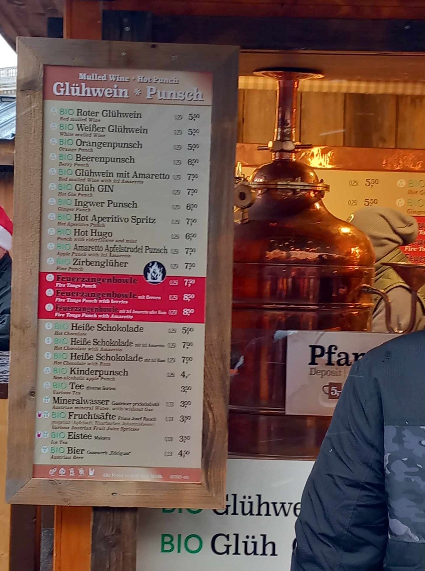 Ceny na námestí Rathausplatz.