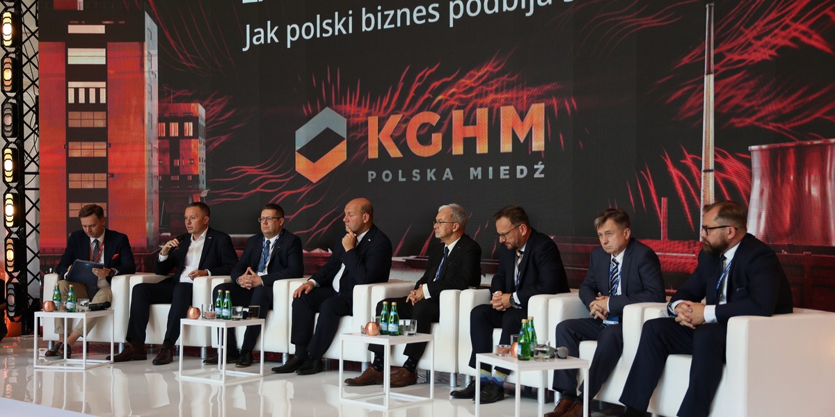 Panel „Zagraniczna ekspansja. Jak polski biznes podbija świat", podczas XXXII Forum Ekonomicznego w Karpaczu.