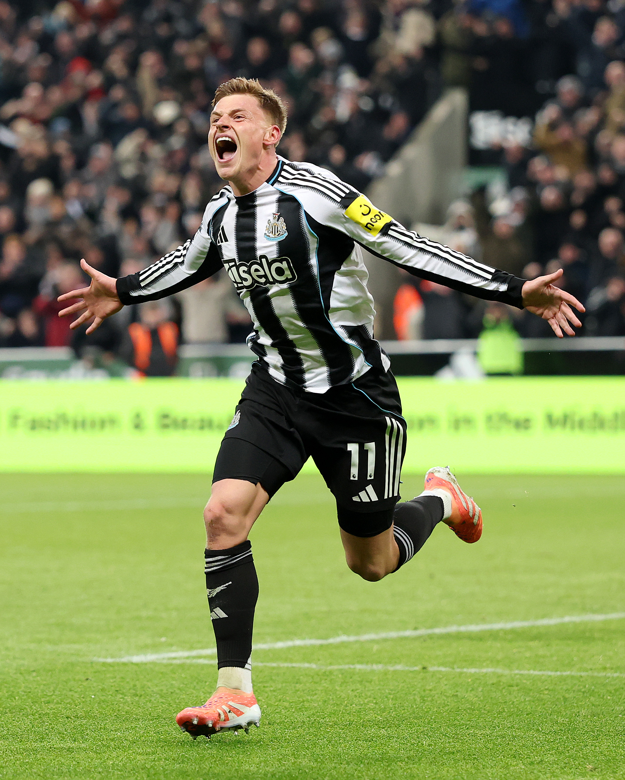 VAR drama: Barnes' disputed goal seals Newcastle's 2-1 win over City