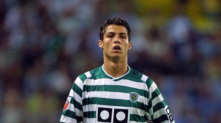 Cristiano Ronaldo 17 évesen mutatkozott be a Sporting felnőtt csapatában. / Fotó: Twitter