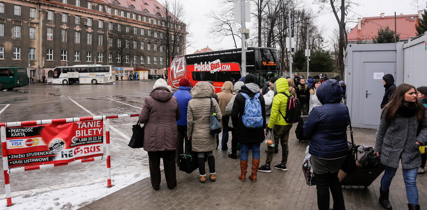 Pasażerowie PKS: Postawcie koksowniki, bo marzniemy