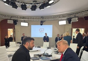 Donald Tramp i Volodimir Zelenski na samitu G7