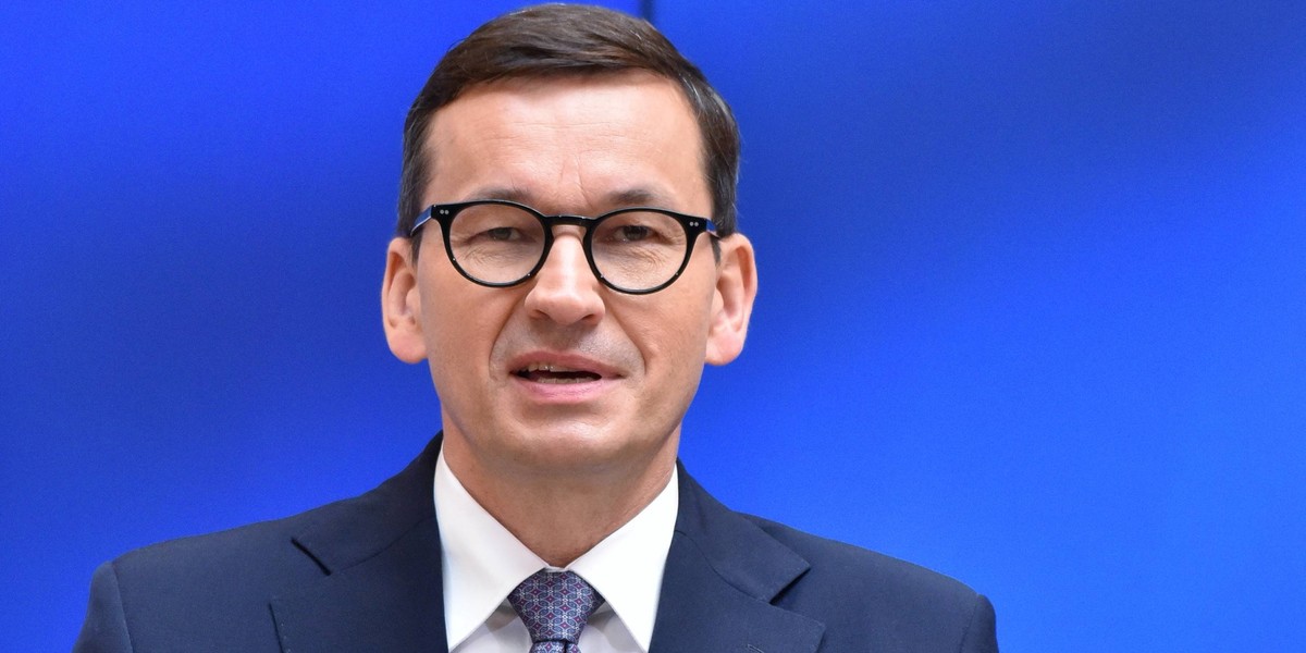 Zdaniem premiera Mateusza Morawieckiego, podwyżka płacy spowodować ma poszerzenie klasy średniej.