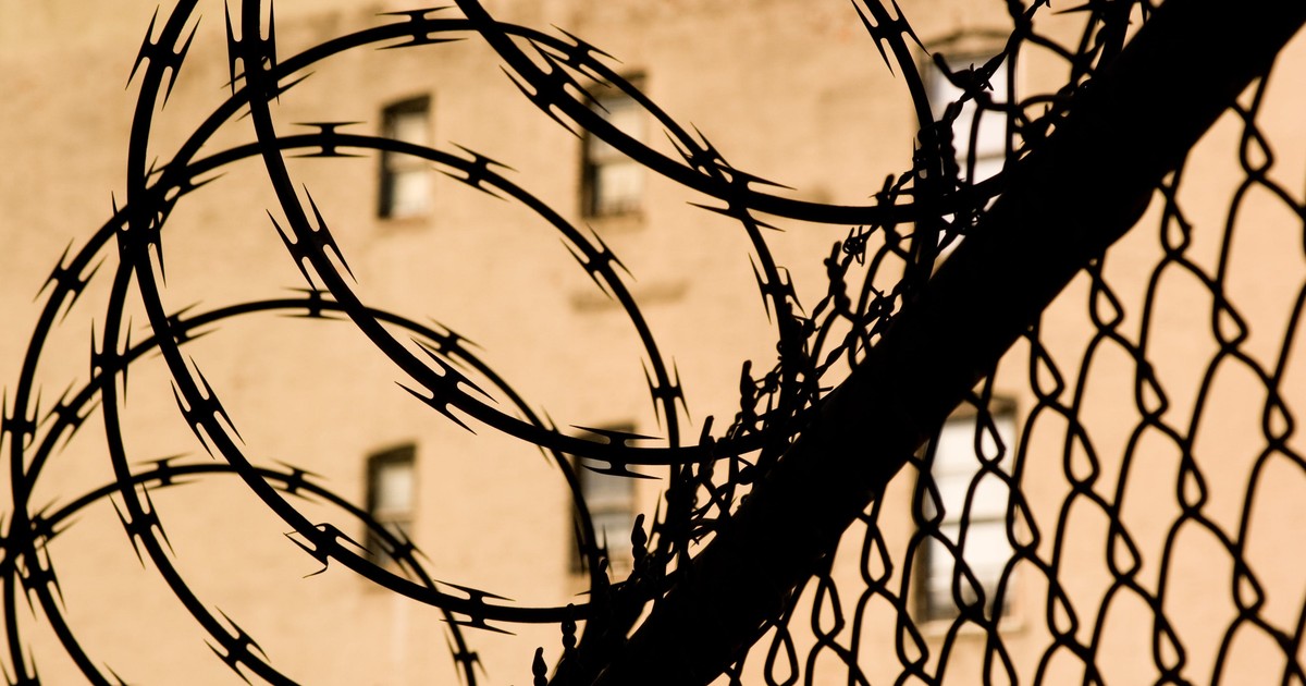 How incarceration affects your mental health: From higher risk of PTSD ...