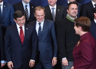 'The Economist': Dobre relacje Polski z resztą Europy są zagrożone. 'PiS z biegiem czasu raczej stanie się bardziej dziki, niż oswojony'