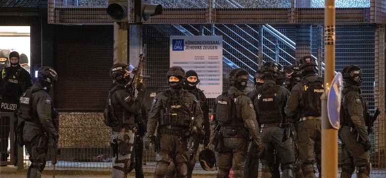 Strzelanina w świątyni Świadków Jehowy w Hamburgu. Policja: Napastnik prawdopodobnie nie żyje