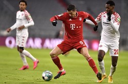 Lewandowski się nie zatrzymuje. Dwa gole i asysta w pojedynku z Mainz