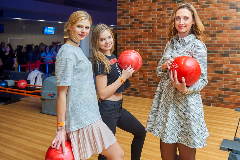 Izabela Zwierzyńska, Julia Wróblewska i Anna Gzyra na charytatywnym turnieju gwiazd w Hulakula