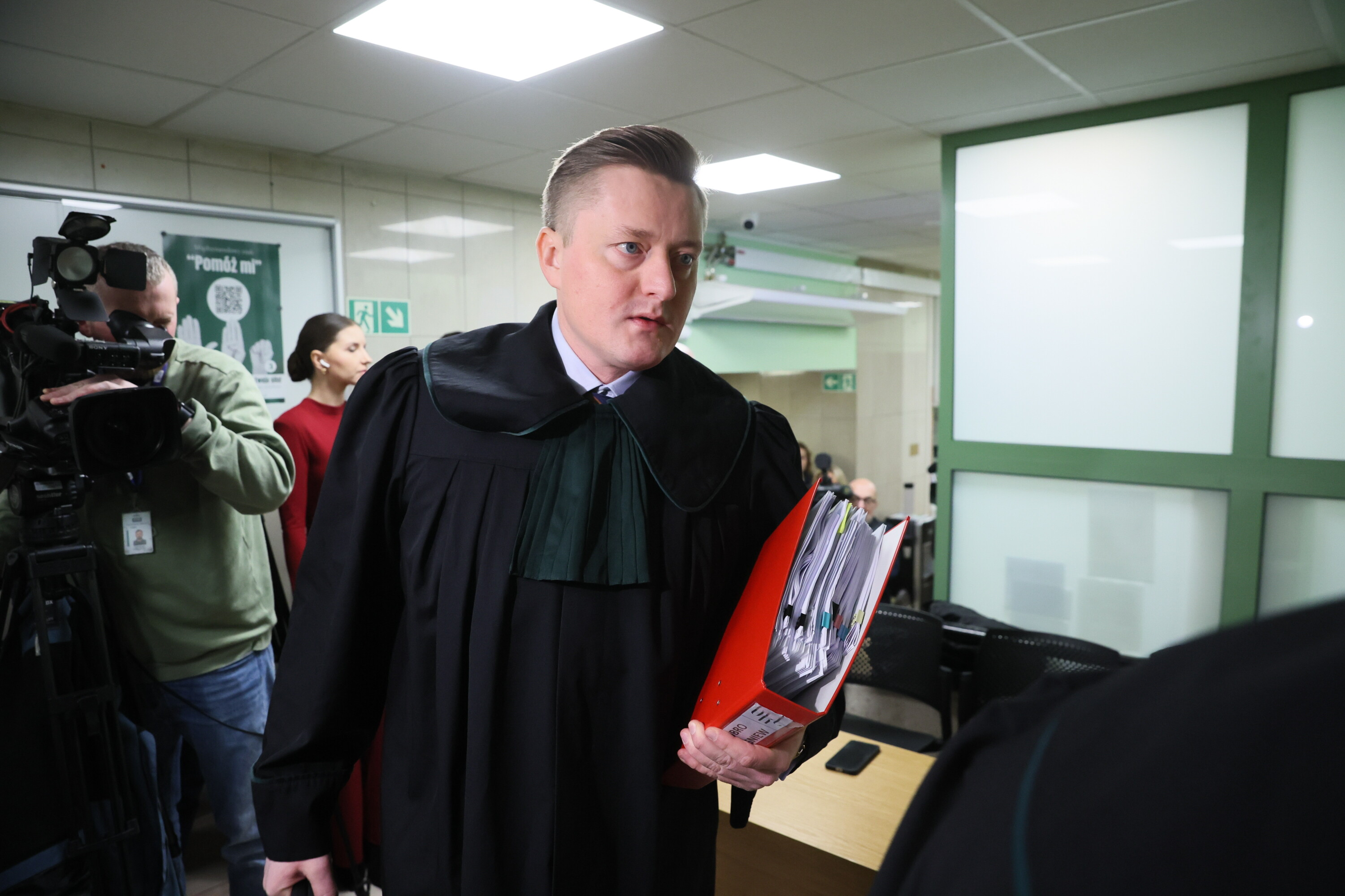 Sąd rozpatruje areszt dla Ziobry. Prokuratura: Już się ukrywa