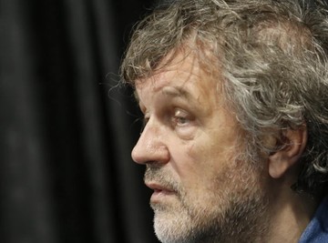 EMIR KUSTURICA NE GOVORI SA KUMOM GODINAMA: Reč je o poznatom muzičaru!