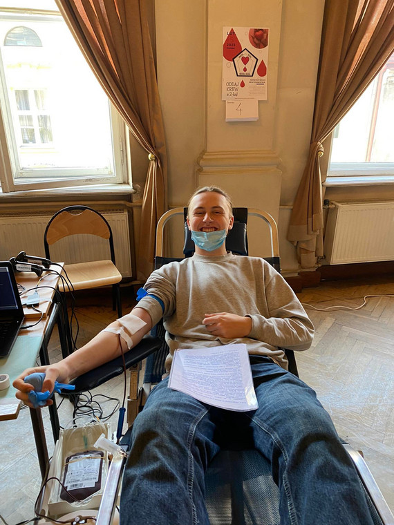 Zdjęcie z akcji krwiodawstwa zorganizowanej w II LO w Krakowie