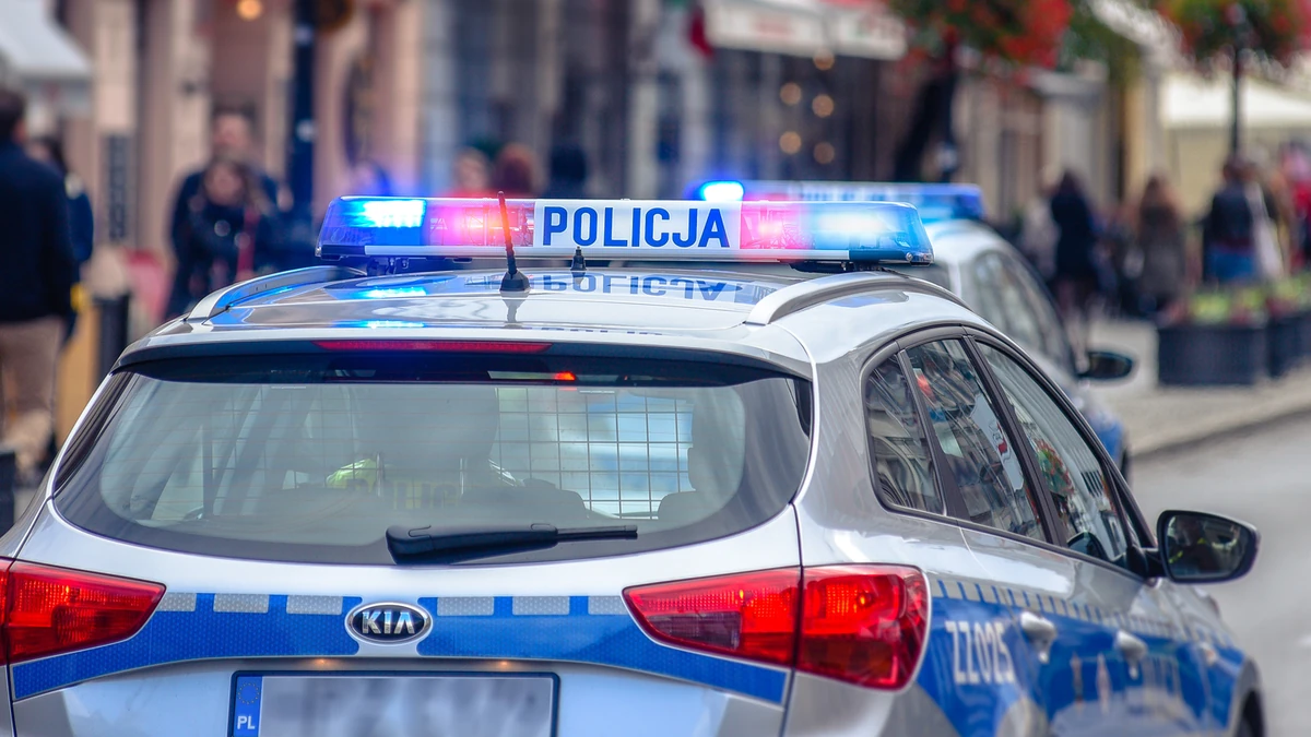 Oława. Pijany mężczyzna za kółkiem. Łapówka dla policjantów - Vimarsana News