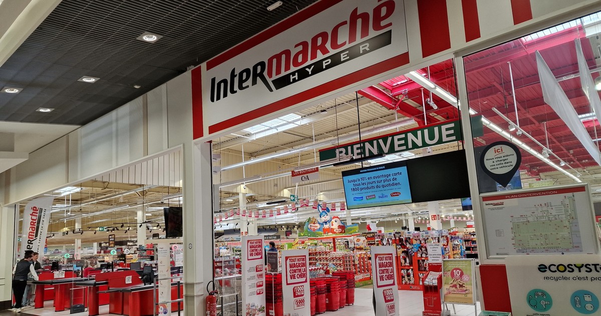 Quimper,,Brittany,France,-,02,April,2025,:,Intermarche,Hyper