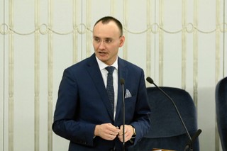 Rzecznik praw dziecka o komisji ds. pedofilii: O jej działaniach nie powinno być słychać, bo to są takie sprawy
