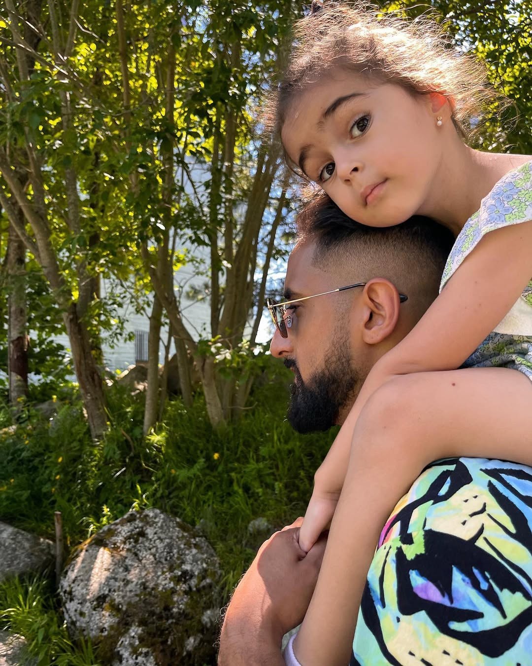 Rádiový spíker a raper Dušan Šorty Berky s dcérkou Terezkou. 