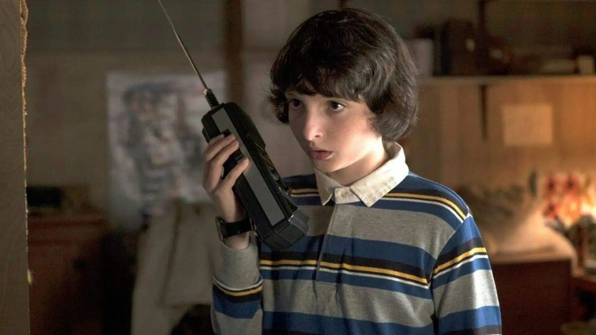 Dzięki temu etui możesz zamienić swój smartfon w walkie-talkie ze Stranger Things