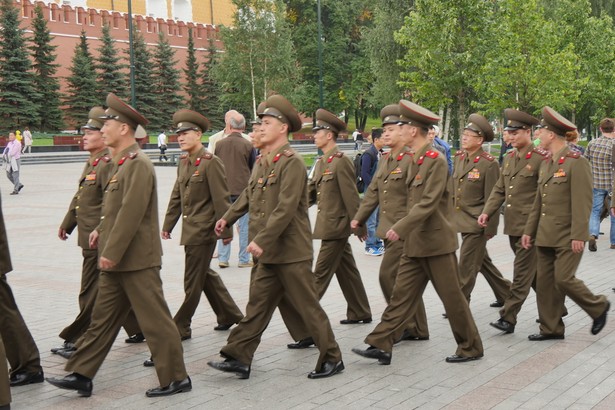 Koreańczycy z północy rozgrzali świat. Są już chętni, by do nich strzelać