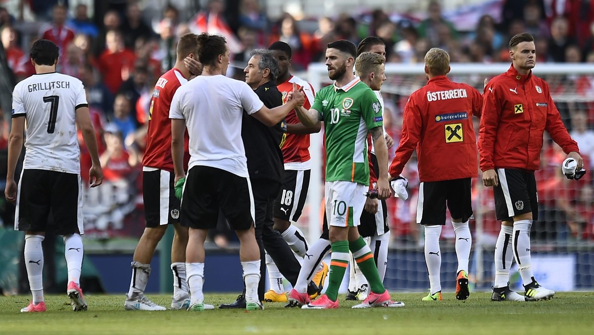 W meczu grupy D eliminacji MŚ 2018 Irlandia zremisowała na Aviva Stadium z Austrią 1:1 (0:1). Spotkanie szczególnie w ostatnich piętnastu minutach zaskoczyło wysokim tempem i dużą liczbą sytuacji z obu stron. Ostatecznie jednak drużyny podzieliły się punktami, co ostatecznie nie satysfakcjonowało żadnej z ekip.