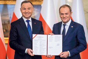 Tusk rozlicza PiS. Koalicja rozpoczęła rządy z impetem