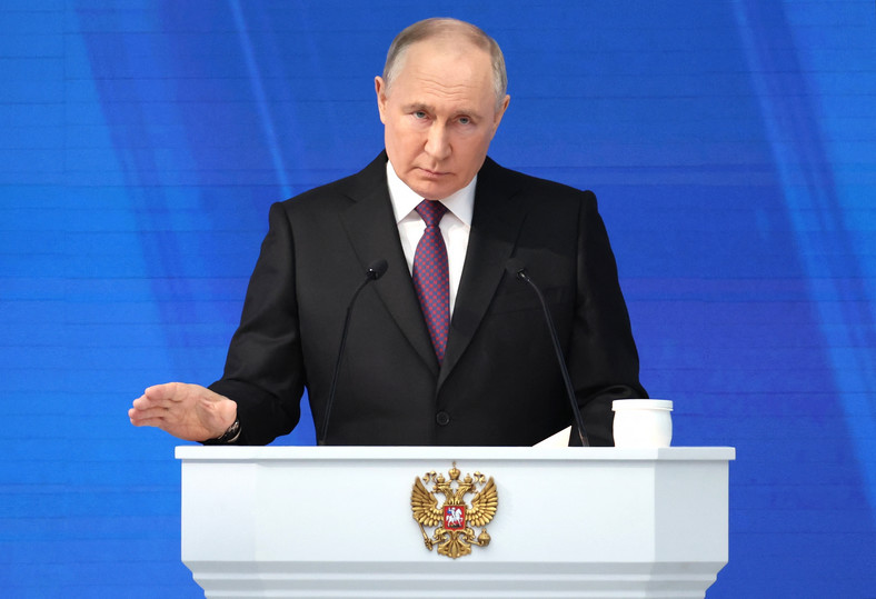 Prezydent Rosji Władimir Putin wygłasza doroczne orędzie o stanie państwa w centrum Moskwy, 29 lutego 2024 r.