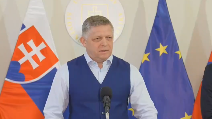 Premiér Robert Fico.