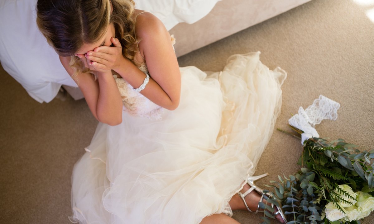 "Spaliła się ze wstydu", gdy zobaczyła, co założył narzeczony. Wideo hitem sieci