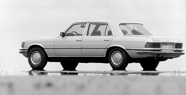 Mercedes 450 SEL 6.9 – z pięknem trzeba obcować