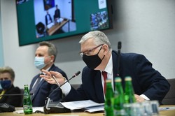 Suski o aferze szczepionkowej: Układ ciągle funkcjonuje