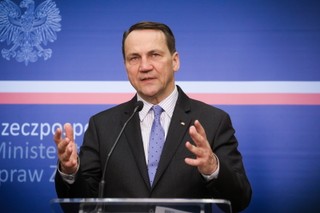 Sikorski o ambasadorze Andriejewie: Działa na nas mobilizująco do zwiększania zdolności obronnych
