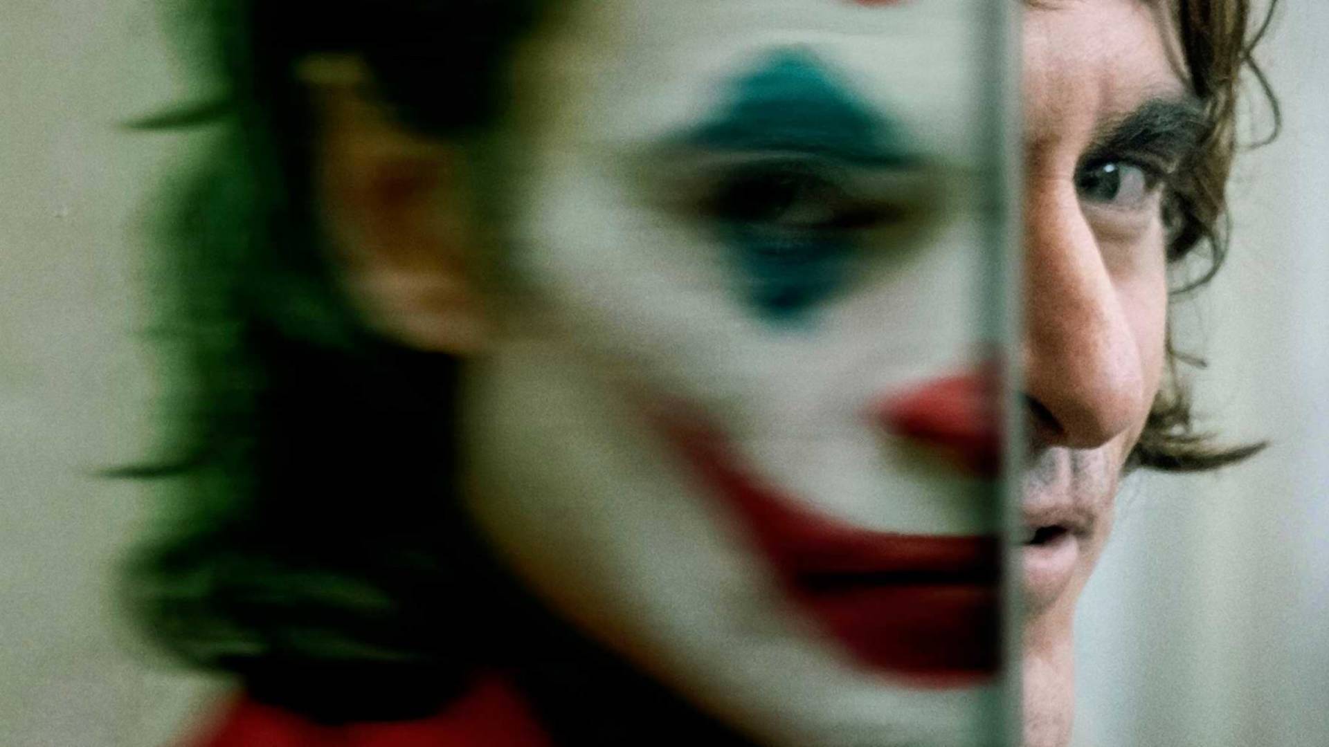 Joker nepoľavuje. Stal sa prvým mládeži neprístupným filmom, ktorý prekonal miliardovú hranicu
