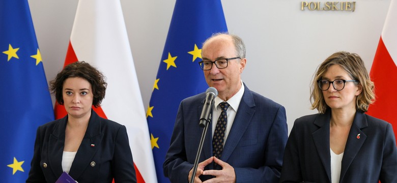 Spór o składkę zdrowotną. Czarzasty ostro odpowiedział Hołowni