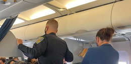 Pasażerowie wyrzuceni z samolotu. Nie uwierzysz dlaczego