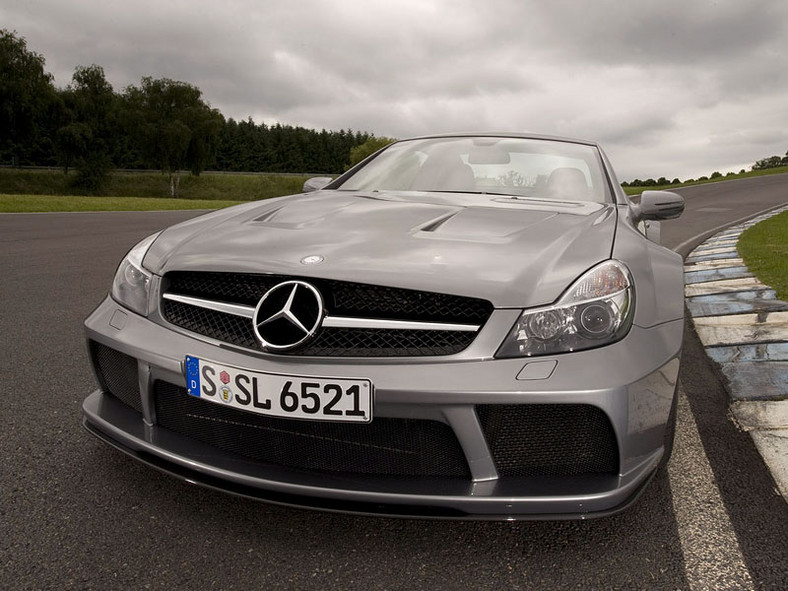 Mercedes: SL 65 AMG Black Series – luksusowe coupé (wideo)