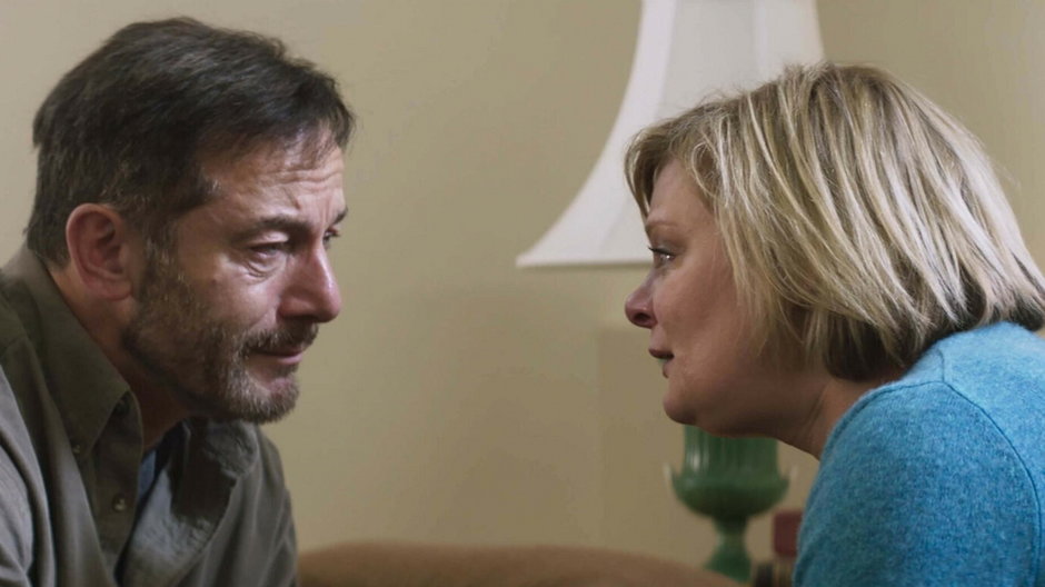 Jason Isaacs i Martha Plimpton w filmie "Odkupienie"