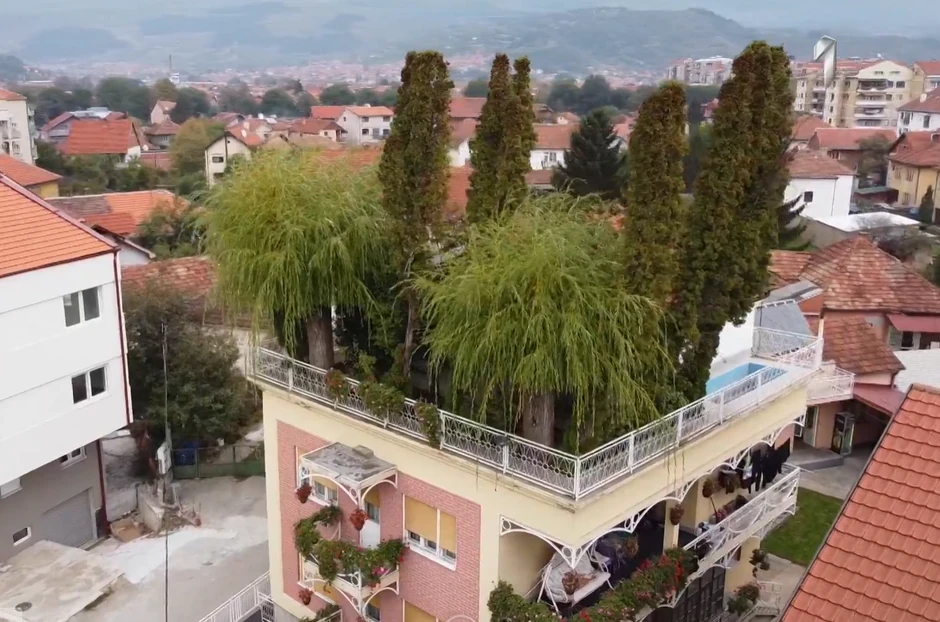 Kuća u Pirotu sa parkom na krovu