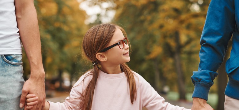 To już koniec z 800 plus na każde dziecko - zasiłek tylko dla pracujących rodziców, rewolucyjna zmiana
