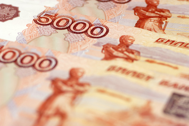 Wiceminister finansów Rosji przyznaje: Kurs rubla na dnie