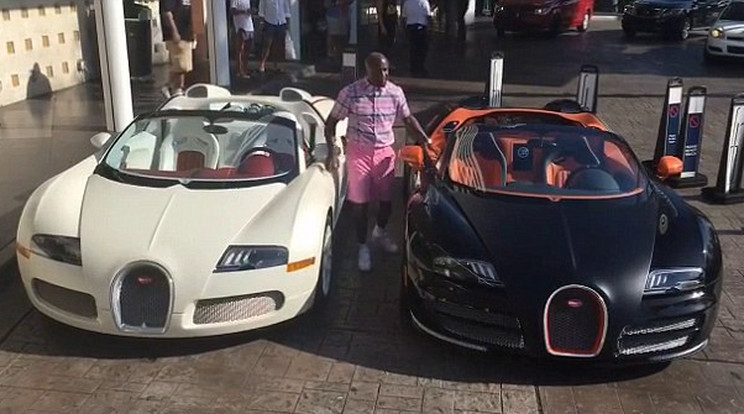 Mayweather két méregdrága autóval lepte meg magát /Fotó: Instagram
