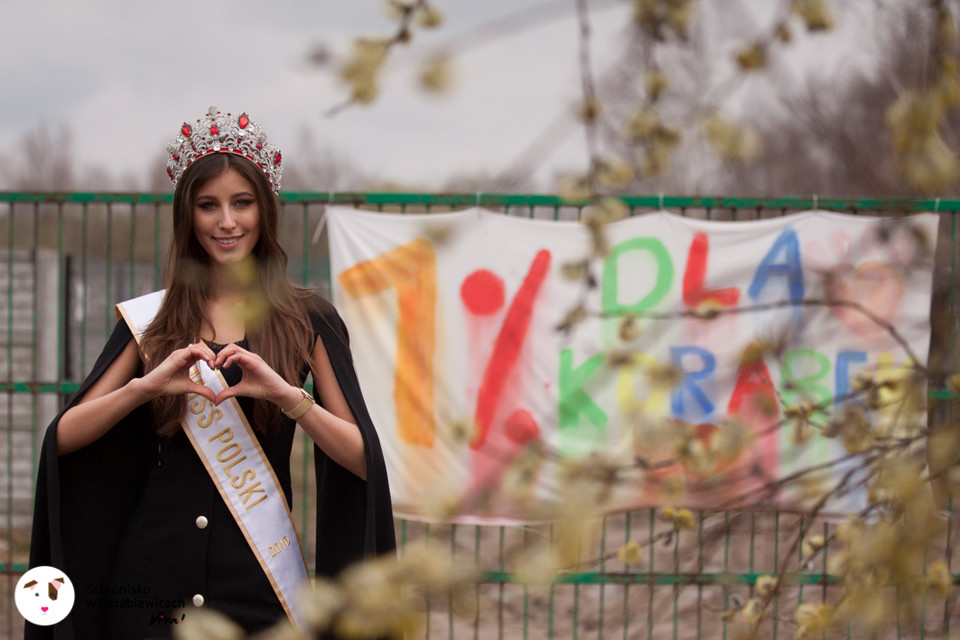 Miss Polski, Paulina Maziarz pomaga w schronisku w Korabiewicach