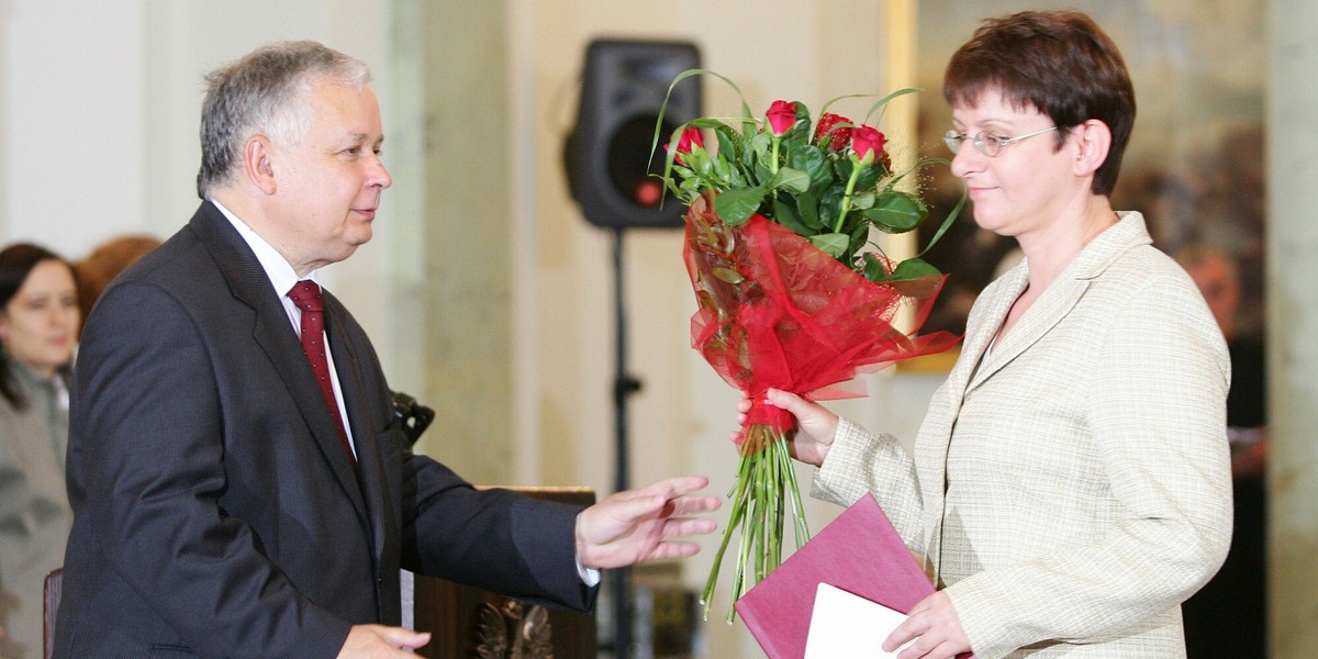 w przypadku statków, które mają być w czarterze PGNiG, dokonano wyłomu w  zwyczaju dot. nazewnictwa. 