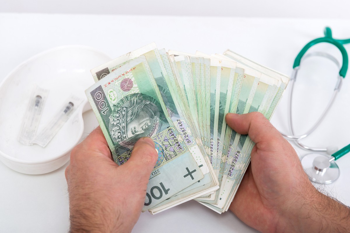 Lekarze z Polski zasilają Zachód. W tym kraju są największą grupą