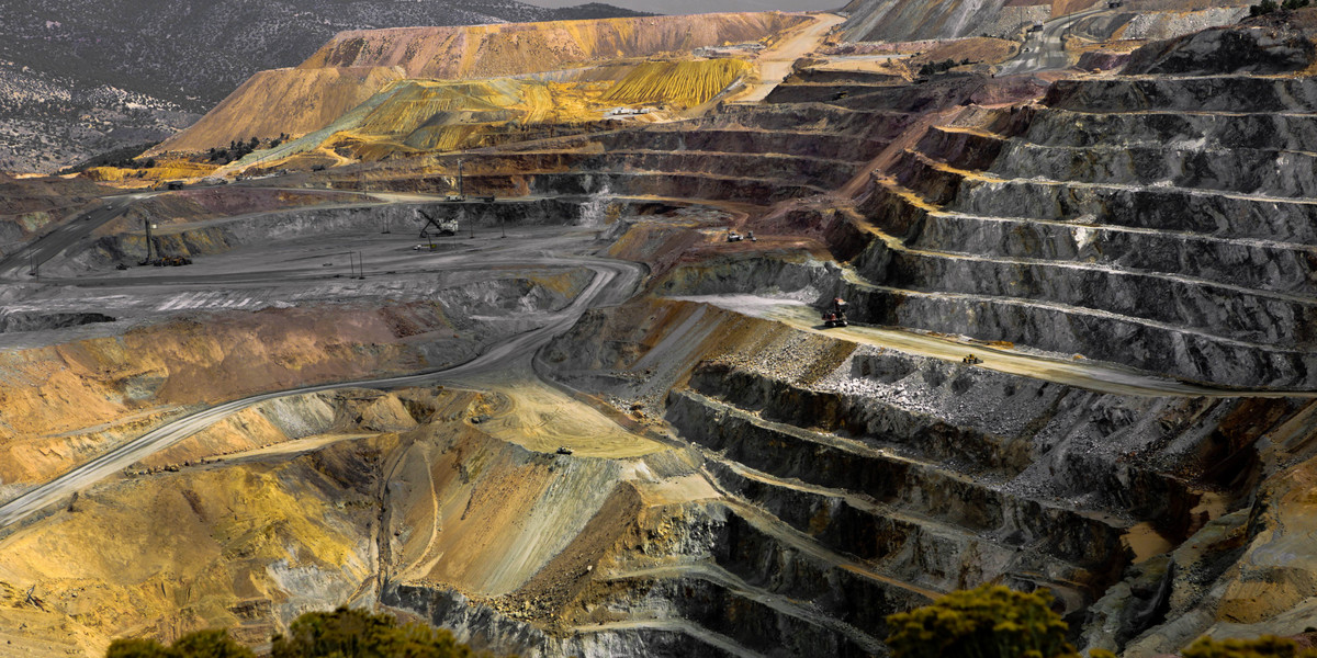 Inwestycja w kopalnię Sierra Gorda w Chile okazuje się dla KGHM nie tak zła, jak przewidywano jeszcze kilka lat temu. Kombinat rozwiązuje wcześniejsze odpisy.