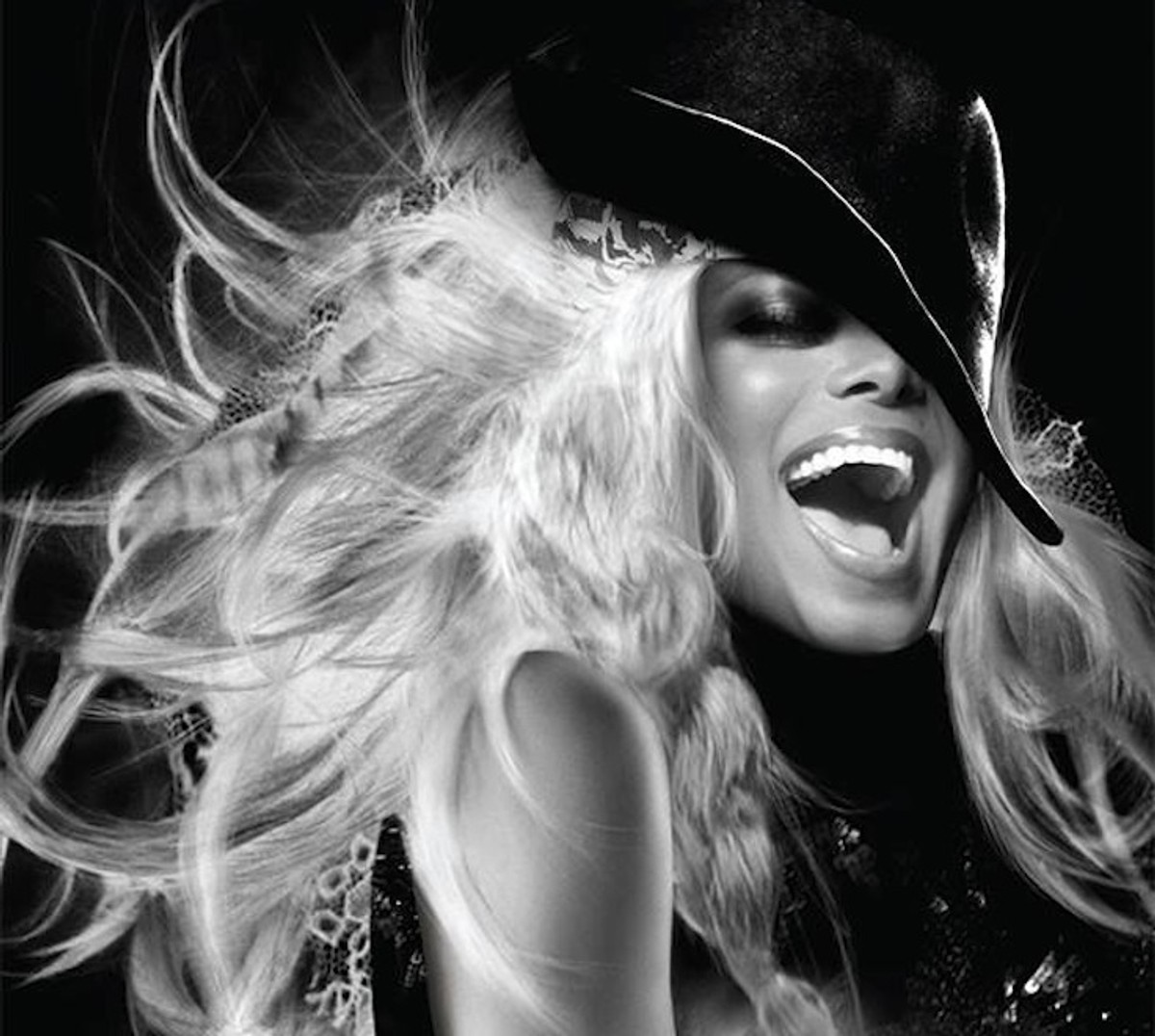 Janet Jackson wraca pełna miłości