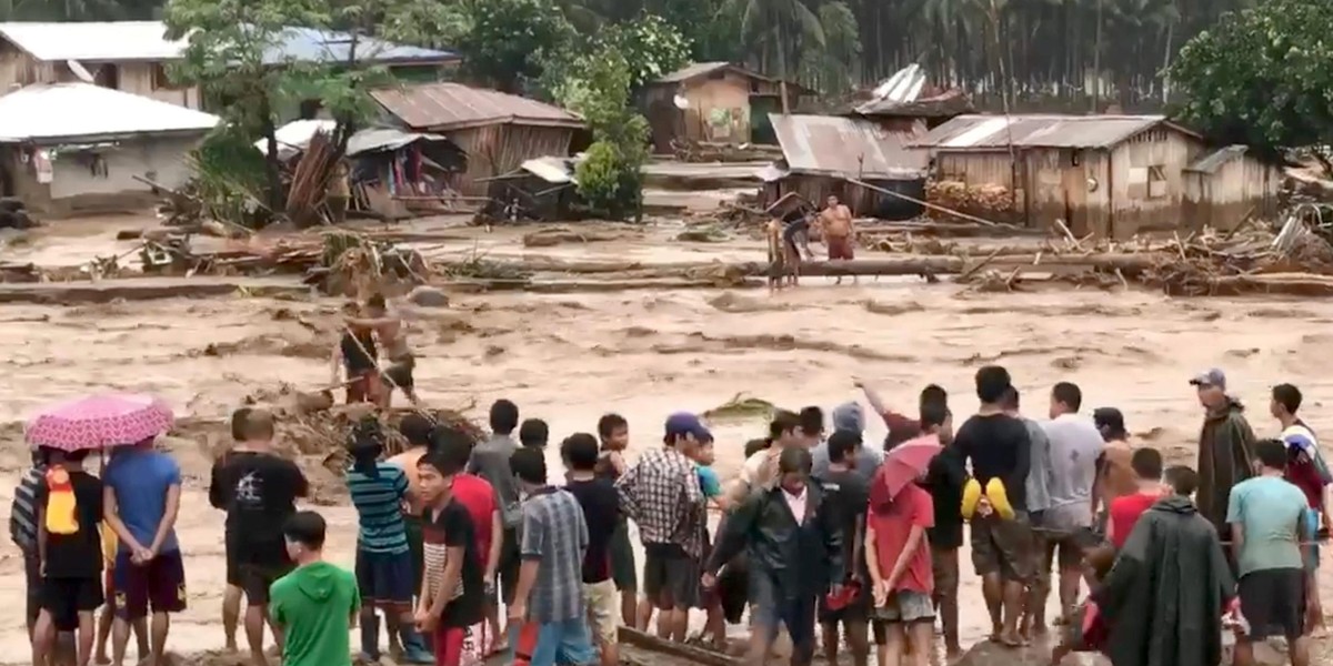 skutki burzy tropikalnej na Filipinach