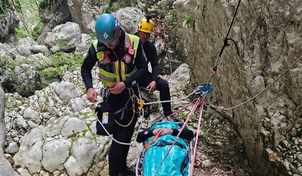 spasioci izvukli povređenog Hrvata iz kanjona Nevidio kod Šavnika