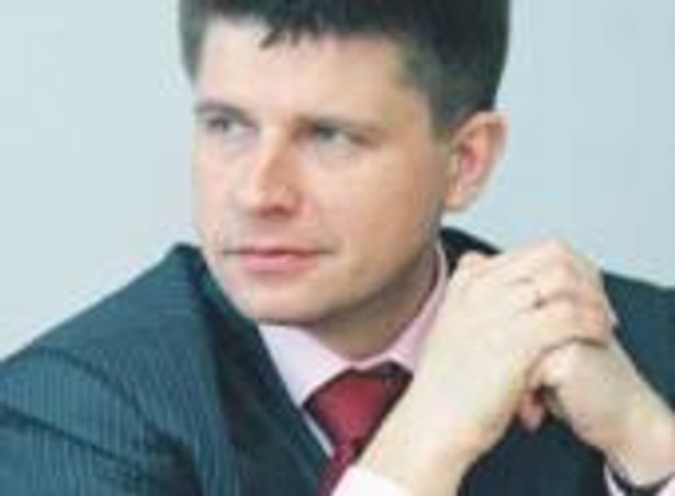 Ryszard Petru jest głównym ekonomistą, dyrektorem ds. strategii BRE Banku SA