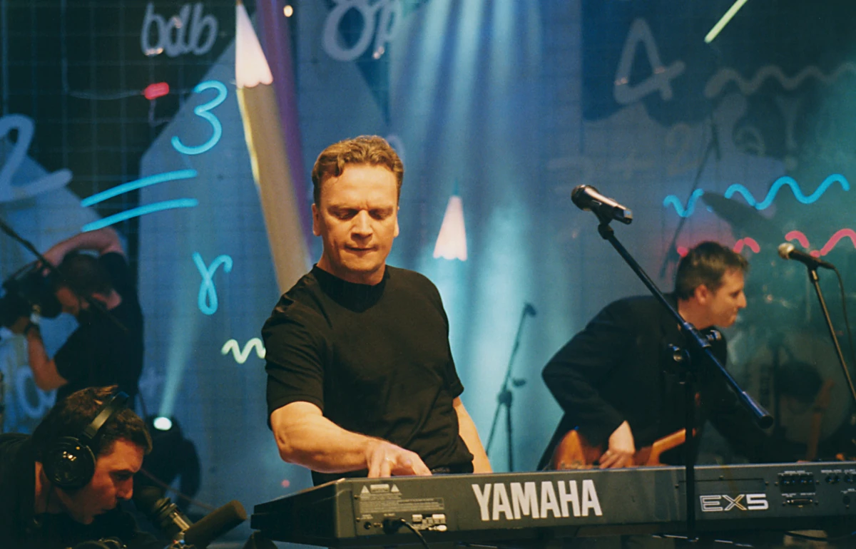 QUIZ. Jak dobrze znasz piosenki Republiki? My podajemy cytat, Wy tytuł. 12/12 tylko dla prawdziwych fanów